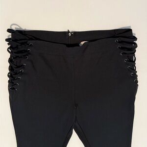 Forever 21 black XL straight skinny leg pants, back zipper detail on the sides.